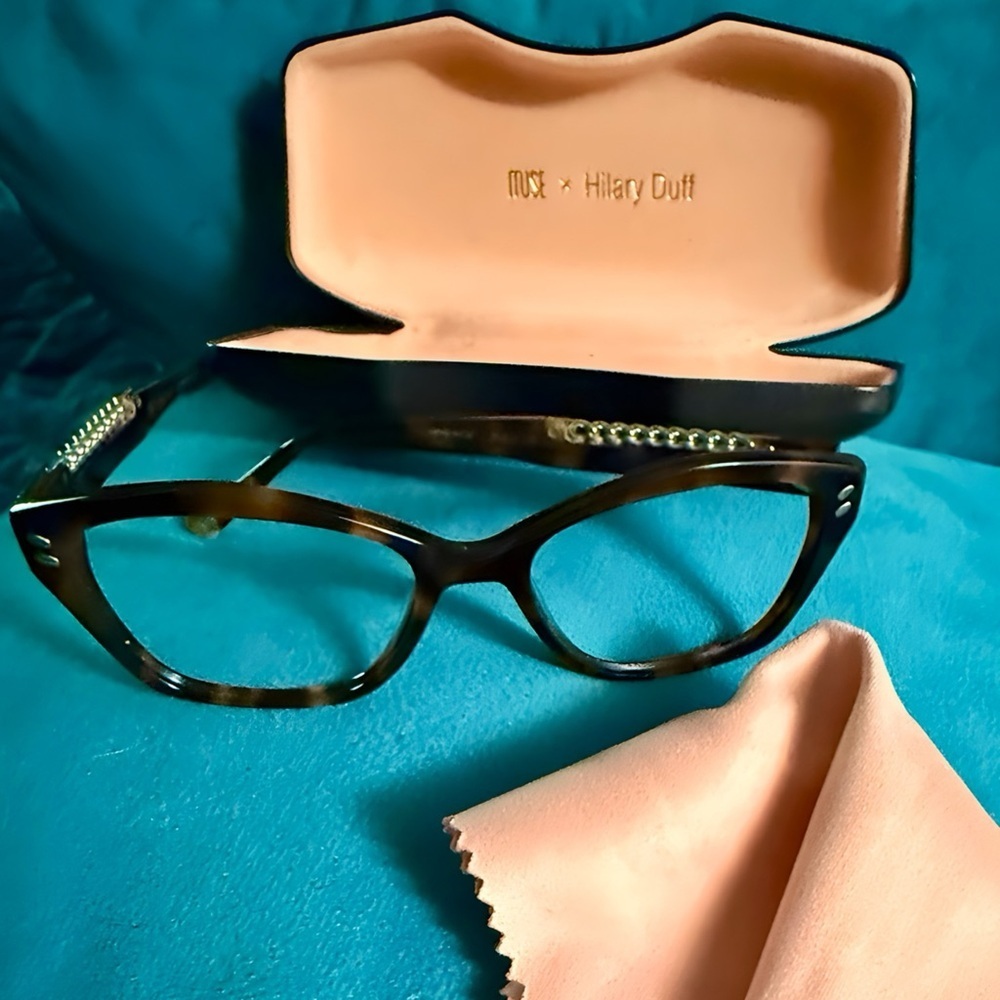 MUSE x Hilary Duff Brown Tortoise Shell Cat Eye Eyeglasses Embellished Temple - Picture 6 of 17